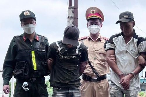 CSGT Đắk Nông phối hợp bắt giữ thành công 2 đối tượng truy nã