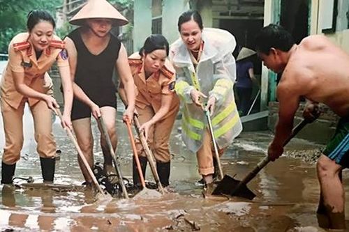 Họp xét Giải thưởng 'Phụ nữ Công an tiêu biểu' năm 2022