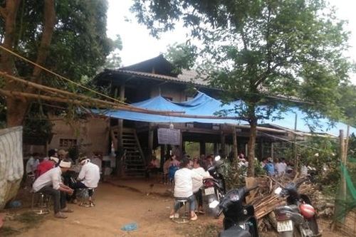Em chém anh trai tử vong rồi tự tử bằng điện