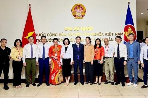 Đoàn đại biểu thành phố Hà Nội thăm, làm việc tại Cộng hòa Dân chủ nhân dân Lào