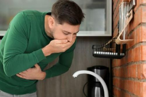 Khắc phục buồn nôn và nôn do thuốc kháng sinh