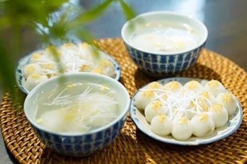 Nắng nóng nhưng bánh trôi, bánh chay Tết Hàn thực vẫn hút khách
