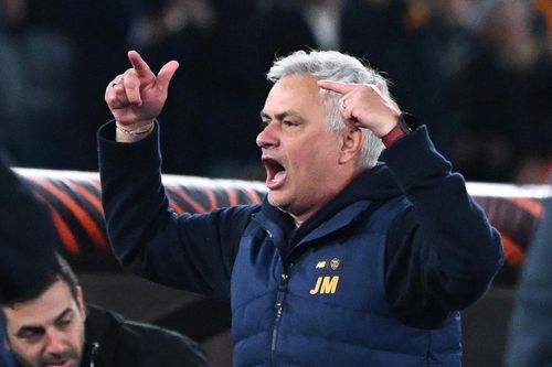 Mourinho lên tiếng trước tin đồn tái hợp Ronaldo