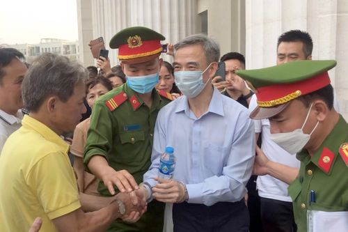 Vì sao ông Nguyễn Quang Tuấn lĩnh án thấp hơn mức đề nghị?