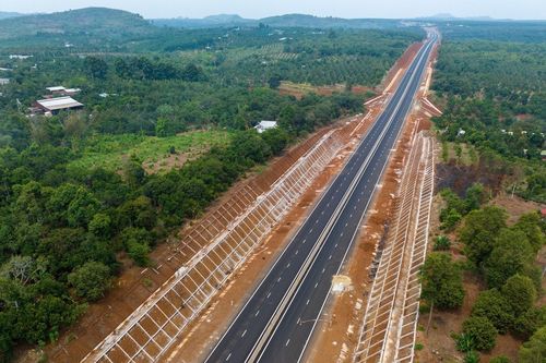 300 km cao tốc Bắc - Nam được khánh thành vào sáng 30/4