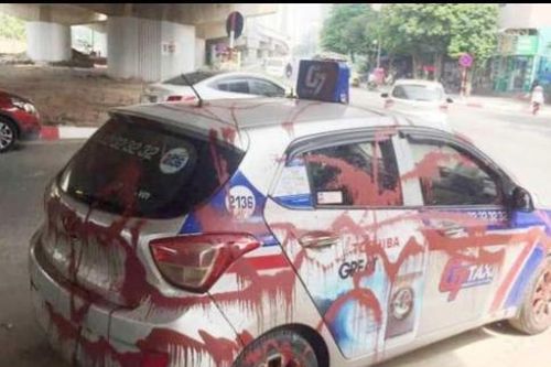 Điểm lại những vụ phá hoại ô tô ở Hà Nội vì... chỗ đỗ xe