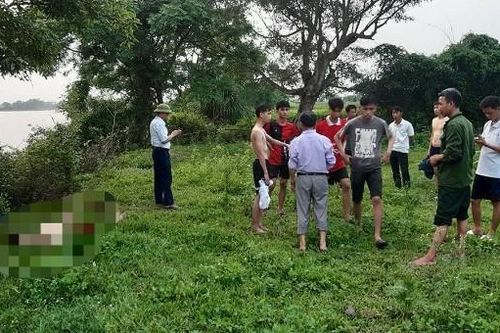 Nam sinh lớp 10 tử vong khi bơi ra sông Gianh cứu bạn đuối nước