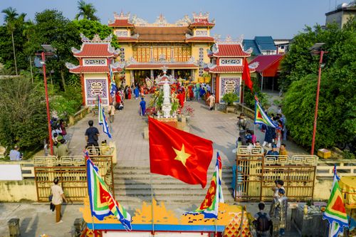 Cận cảnh Lễ hội văn hóa tâm linh Điện Huệ Nam xứ Huế