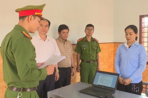 Nguyên cán bộ CDC Đắk Lắk lập khống phiếu giao hàng với Công ty Việt Á để tham ô tiền tỷ