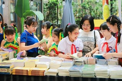 Sôi nổi hoạt động trải nghiệm sách tại chuỗi sự kiện 'Sách - Cho bạn, cho tôi'