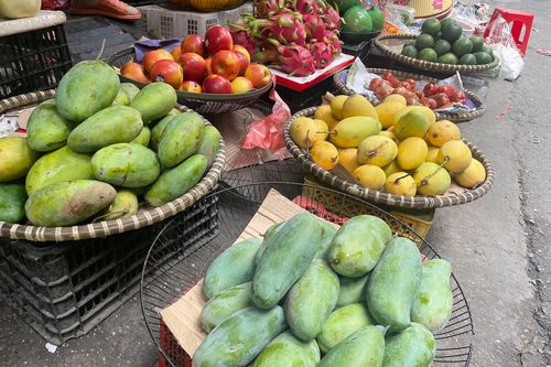 Các loại hoa quả đầu mùa: Nguồn cung dồi dào, nhưng giá tăng 30%