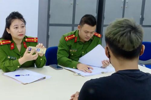 Hà Nội: Khởi tố hình sự 15 đối tượng sử dụng giấy phép lái xe giả