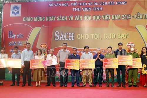 Bắc Giang tổ chức không gian đọc sách thân thiện, miễn phí
