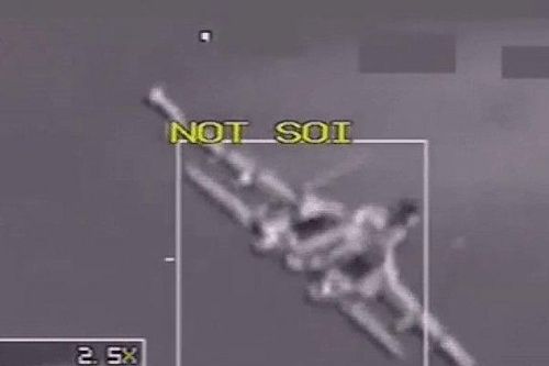 Công bố video tiêm kích Su-35 Nga mang vũ khí áp sát chiến đấu cơ Mỹ ở Syria
