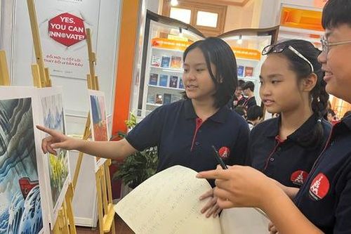 Khiến trẻ thêm yêu văn chương bằng hội họa