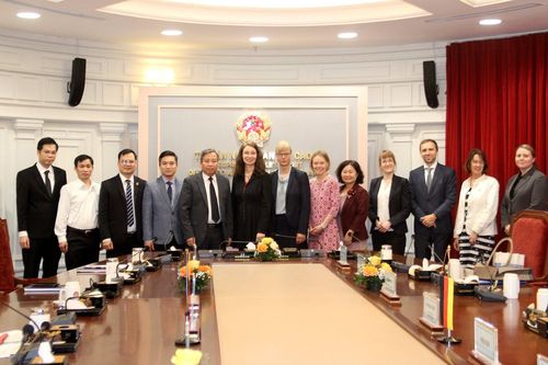 Phó Chánh án TANDTC Phạm Quốc Hưng tiếp Quốc vụ khanh Bộ Tư pháp, CHLB Đức