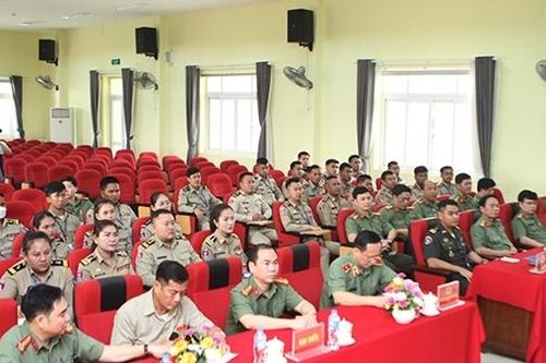 Khai giảng lớp bồi dưỡng nghiệp vụ cảnh vệ cho 35 học viên Campuchia