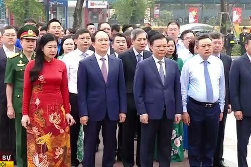 Lãnh đạo TP. Hà Nội kỷ niệm 153 năm Ngày sinh V.I.Lênin