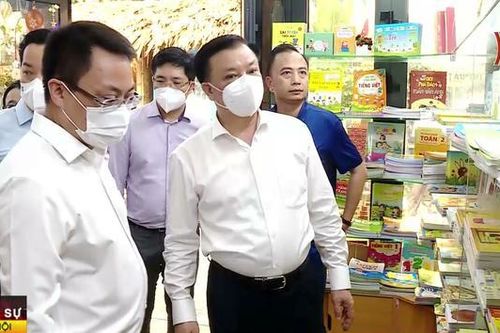 Đổi mới, nâng cao chất lượng phố sách Hà Nội