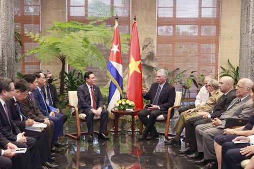 Chủ tịch Quốc hội: Việt Nam luôn ủng hộ sự nghiệp chính nghĩa của Cuba