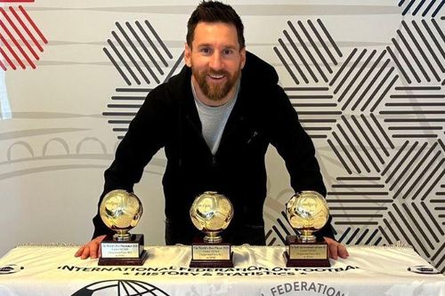 Messi nhận giải Cầu thủ hay nhất thế giới
