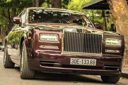 Đấu giá Rolls-Royce Phantom lần thứ 7, giá giảm gần 12 tỷ đồng