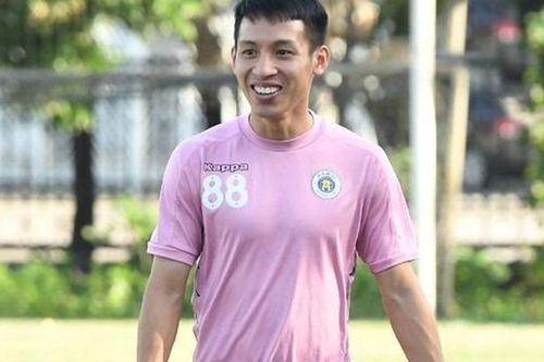 Đỗ Hùng Dũng sang Hàn Quốc thăm Văn Toàn và HLV Park Hang Seo
