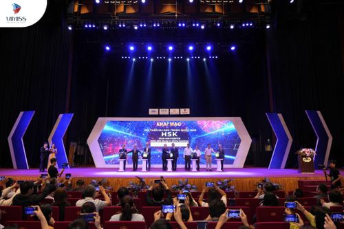 Hàng nghìn học sinh sinh viên tham dự Hội thảo du học Trung Quốc