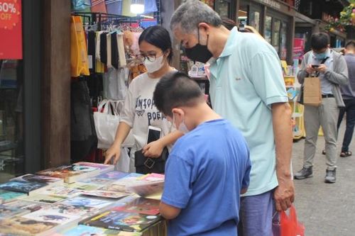 Phố Sách - điểm đến đặc biệt, nuôi dưỡng niềm yêu đọc trong tháng Tư
