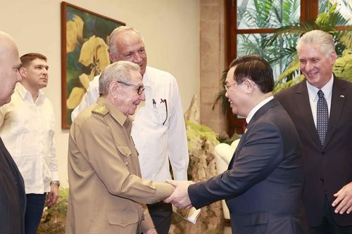 Chuyến thăm Cuba của Chủ tịch Quốc hội Vương Đình Huệ: Những tình cảm nồng ấm