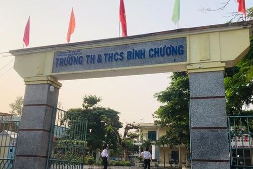 Hiệu trưởng bị con gái tố đánh vợ