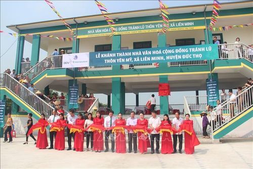 Xây dựng nhà văn hóa cộng đồng tránh lũ cho người dân Hà Tĩnh