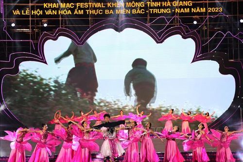 Khai mạc Festival Khèn Mông Hà Giang và Lễ hội ẩm thực 3 miền Bắc - Trung - Nam