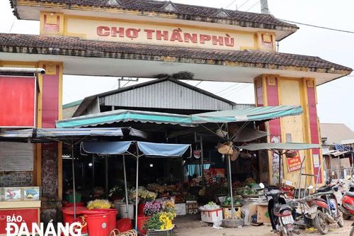 Chợ Thần Phù, cửa Thần Phù