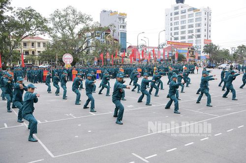 Kim Sơn: Nâng cao chất lượng huấn luyện dân quân tự vệ