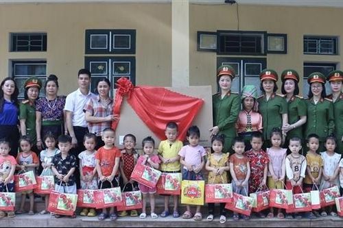 Trường Cao đẳng CSND I tuyên truyền pháp luật, mang nước sạch về cho học sinh vùng sâu Yên Bái