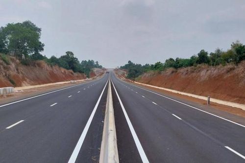 Cao tốc Bắc- Nam 4 làn xe sẽ khai thác với tốc độ 90km/h