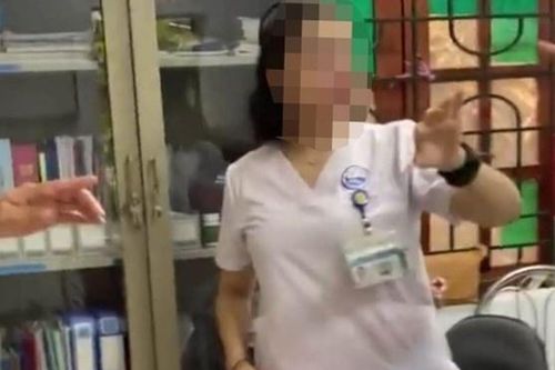 Nữ điều dưỡng xô xát với người dân tại bệnh viện
