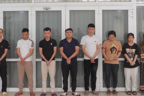 Bắt nhóm đối tượng lừa đảo chiếm đoạt hơn 10 tỷ đồng