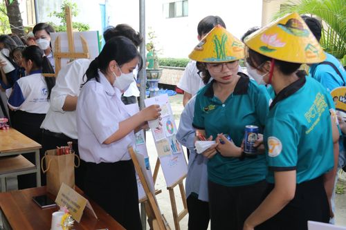 Nhiều hoạt động bổ ích tại 'Ngày hội Sinh viên với ngoại ngữ'