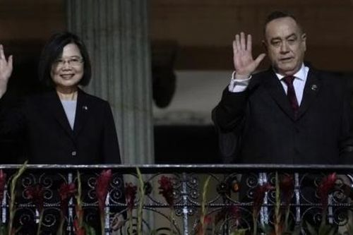 Không lâu sau khi đón tiếp bà Thái Anh Văn, Tổng thống Guatemala lên đường thăm Đài Loan (Trung Quốc)