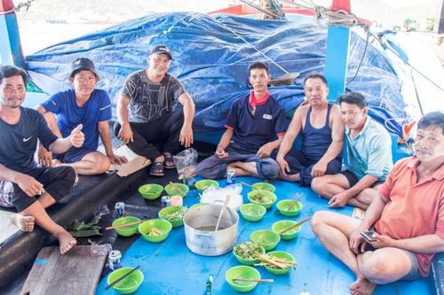 Chuyện về người 'nặng nợ' núi sông