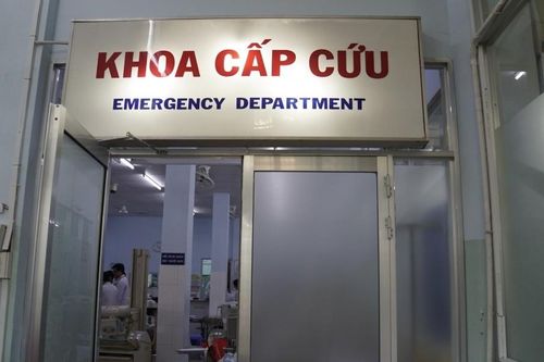 Bệnh nhi 15 tuổi nôn ra máu, bác sĩ khuyến cáo phụ huynh có con sắp thi lớp 10
