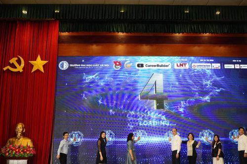 Sôi nổi Ngày hội việc làm Trường Đại học Luật Hà Nội – Job Fair 2023