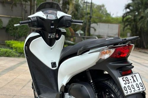 Loạt xe ga Honda SH nhập Ý biển số ngũ quý 9 đắt giá nhất Việt Nam