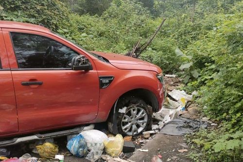 Vụ ô tô bị vứt ở bãi rác: Gara tự ý đưa xe đi rửa phải chịu trách nhiệm đầu tiên