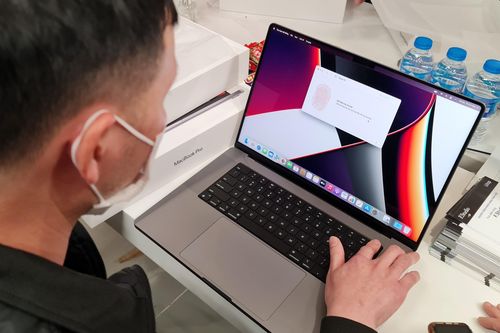 Sắp có MacBook Apple sản xuất tại Việt Nam