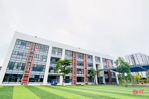 Trường Tiểu học, THCS và THPT Albert Einstein tuyển sinh năm học 2023 – 2024