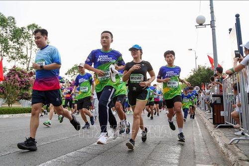 7.106 vận động viên tham gia Giải chạy BaDen Mountain Marathon 2023