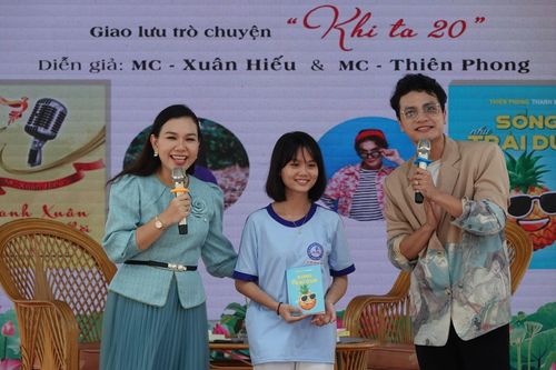 Giao lưu, ra mắt sách để lan tỏa năng lượng tích cực đến giới trẻ tại Đồng Tháp